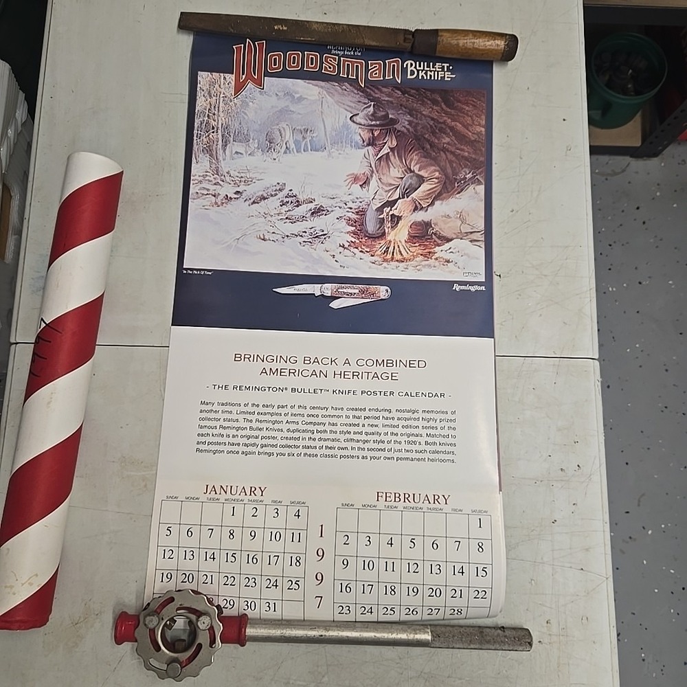 1997 Remington Bullet Knife Mini Trapper Calendar 30x20